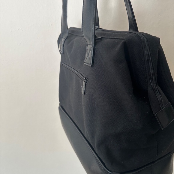BEIS The Convertible Mini-Weekender in Black - Picture 11 of 12
